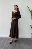 Krep Kumaş Kalp Yaka Midi Elbise - KAHVERENGİ thumbnail 1