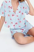 Kadın Viskon Gömlek Yaka Kısa Kol Açık Mavi Çiçek Desenli Viskon Gömlek-Şort Dokuma Pijama Takımı - 3