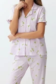 Kadın %100 Pamuk Gömlek Yaka Kısa Kol %100 Pamuk Çiçekli Fırfır Detaylı Örme Pijama Takımı - 4