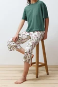 Kadın Pamuk Polyester Bisiklet Yaka Kısa Kol %100 Pamuk Çiçekli Kapri Örme Pijama Takımı - 3