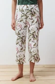 Kadın Pamuk Polyester Bisiklet Yaka Kısa Kol %100 Pamuk Çiçekli Kapri Örme Pijama Takımı - 5