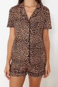 Kadın %100 Pamuk Gömlek Yaka Kısa Kol %100 Pamuk Leopar Desenli Örme Pijama Takımı - 1