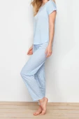 Kadın Moda Şık Bisiklet Yaka Boru Paça Kısa Kol Pötikare ve Baskılı Örme Pijama Takımı - 2