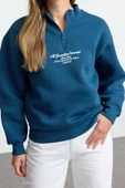 Kadın Moda Bol Fermuarlı Yaka Düşük Kol Uzun Kalın İçi Polarlı Fermuarlı Geniş Kalıp Örme Sweatshirt - 2