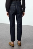 Kadın Moda Şık Kot Pantolon Boru Paça Uzun Boy Denim Yüksek Bel Mom Jeans - 5
