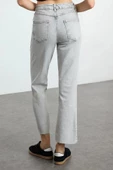 Kadın Moda Şık Kot Pantolon Boru Paça Uzun Boy Denim Gri Yüksek Bel Straight Jeans - 5