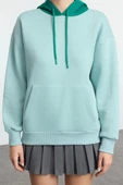 Kadın Moda Şık Bol Kapüşonlu Düşük Kol Uzun Sırt Baskılı ve Geniş Kalıp Örme Sweatshirt - 1