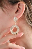 2'li Gold Sallantılı Harmonious Halka Küpe - 3