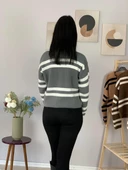 Kadın Polo Yaka Sakallı Triko Crop Kazak(Gri) thumbnail 3