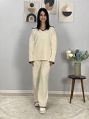 Kadın Çoban Dikişli Rahat Kesim Triko Takım(Beyaz) thumbnail 3