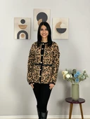 Kadın Siyah Kahverengi Leopar Desenli Uzun Sakallı Triko Hırka thumbnail 2