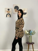Kadın Siyah Kahverengi Leopar Desenli Uzun Sakallı Triko Hırka thumbnail 4
