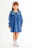 Lacivert Yakası Çiçek Nakışlı Uzun Kol Kız Çocuk Jean Elbise 20116 - 4