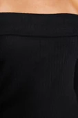 Stil Kadın Triko Görünümlü Fitted Vücuda Oturan Crop Madonna Yaka Bluz Regular Slim Kalıp Düşük Kol - 4