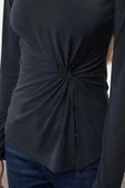 Stil Kadın %100 Modal İçerikli Büzgü Detaylı Bisiklet Yaka Asimetrik Bluz Regular Örme Slim Kalıp - 5