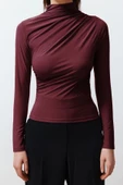 Stil Kadın Büzgülü Kare Yaka Vücuda Oturan Esnek Bluz Crop Örme Slim Kalıp - 3
