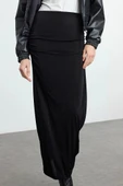Moda Regular Günlük Maxi Boy Premium Parlak Yüzeyli ve Yumuşak Dokulu Drapeli Maxi Örme Etek - 2