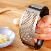 Paslanmaz Çelik Saplı Sarımsak Ezici Tutma Kollu Sarımsak Rendesi thumbnail 2