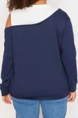 Büyük Beden Tarz Regular Bisiklet Yaka Standart Kol Regular Omuz Detaylı İnce Örme Sweatshirt - 4
