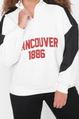 Büyük Beden Tarz Regular Dik Yaka Düşük Kol Regular Baskılı Kalın Şardonlu Örme Sweatshirt - 1