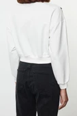 Tarz Regular Bisiklet Yaka Standart Kol Standart Fiyonk ve Taş Baskılı Crop Örme Sweatshirt - 3