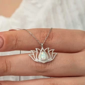 Gümüş Beyaz Opal Taşlı Lotus Kadın Kolye SL8180 thumbnail 1