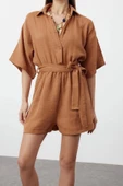 Kadın Moda Düşük Kol Geniş Paça Gömlek Yaka Düz Desen Kısa Kiremit Kuşaklı Dokuma Müslin Tulum - 2