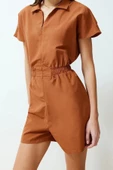 Kadın Moda Standart Kol Geniş Paça Gömlek Yaka Kısa Beli Lastikli Gabardin Mini Dokuma Tulum - 3