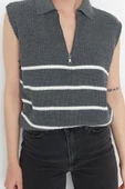 Stil Modern Kadın Regular Standart Kol Polo Yaka Fermuarlı Çizgili Triko Süveter - 3