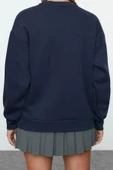 Regular Bisiklet Yaka Düşük Kol Regular Baskılı Kalın İçi Polarlı Rahat Kalıp Örme Sweatshirt - 4