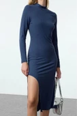 Moda Slim Dik Yaka Midi Boy Fitilli Derin Yırtmaç Detaylı Fitted Vücuda Oturan Esnek Örme Elbise - 4