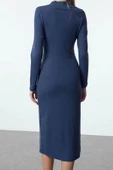 Moda Slim Dik Yaka Midi Boy Fitilli Derin Yırtmaç Detaylı Fitted Vücuda Oturan Esnek Örme Elbise - 5