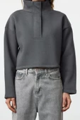 Crop Dik Yaka Standart Kol Crop Rahat Kesim Crop Çıtçıtlı Kalın İçi Polarlı Örme Sweatshirt - 5