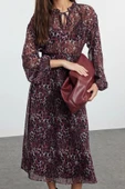Moda Stil Regular Bisiklet Yaka Midi Boy Çiçekli Eteği Belden Açılan Astarlı Dokuma Kışlık Elbise - 1