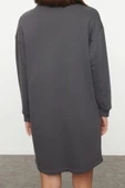 Moda Stil Relaxed Bisiklet Yaka Mini Boy Düz Rahat Kesim Örme Elbise - 5