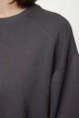 Moda Stil Relaxed Bisiklet Yaka Mini Boy Düz Rahat Kesim Örme Elbise - 2