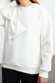 Tarz Bol Bisiklet Yaka Düşük Kol Uzun İnce Kurdele Detaylı Rahat Kesim Örme Sweatshirt - 2