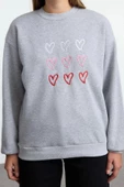 Bol Bisiklet Yaka Düşük Kol Uzun Kalp Nakışlı Geniş Kalıp Kalın İçi Polarlı Örme Sweatshirt - 5