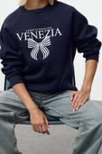 Bisiklet Yaka Reglan Kol Rahat Kalıp Reglan Kol Slogan ve Fiyonk Baskılı Örme Sweatshirt - 1