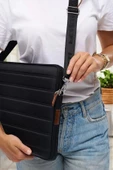 Çizgili Su Geçirmez Macbook Air Pro 15.6 & 16 İnç Siyah Laptop Tablet Kılıfı - 3