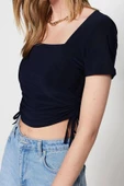 Moda Kare Yaka Örme Slim Fit Düz Desen Casual Günlük Crop Kısa Kol Bluz - 4