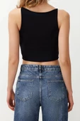 Moda Kayık Yaka Örme Slim Düz Desen Casual Günlük Crop Askılı Kol Bluz - 6