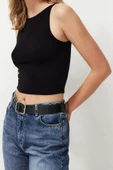 Moda Kayık Yaka Örme Slim Düz Desen Casual Günlük Crop Askılı Kol Bluz - 4