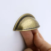 Eskitme Antik Sarı Mobilya Mutfak Dolabı Çekmece Dolap Kulpları Kulpu Kulb Midye Çanak Tas 64 mm thumbnail 2
