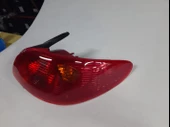 Orjinal Parça Peugeot 206 Stop Lambası Sağ yolcu tarafı şeffaf çizgili desen markası VALEO 8817 orjinal markadır - 1