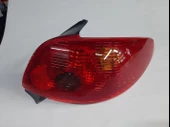 Orjinal Parça Peugeot 206 Stop Lambası Sağ yolcu tarafı şeffaf çizgili desen markası VALEO 8817 orjinal markadır - 7