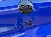 VW Yeni R Bagaj Logosu Parlak Siyah thumbnail 3