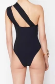 Kadın Moda Atma Kap Askılı Hipster Yaka Siyah Örme Cut Out Pencere Detaylı Yılan Aksesuarlı Mayo - 6