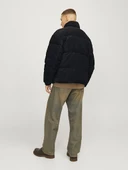 Jack Jones Erkek Rüzgar Geçirmez  Siyah Kadife Puffer Mont 12260464S thumbnail 6