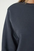 Happiness İstanbul Kadın Antrasit Şardonlu Crop Sweatshirt UB00178 - 3